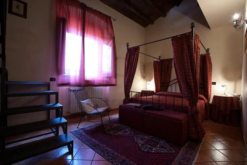 Alloggio per agriturismo Il Vecchio Frantoio Villa Scillato  Italia