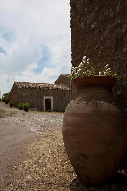 Il Vecchio Frantoio Βίλα Scillato  0*, Scillato (Sicily)
